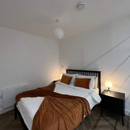 Prospect Quarter Apartments In Old Town Swindon Bagian luar foto