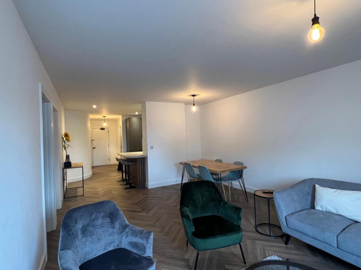 Prospect Quarter Apartments In Old Town Swindon Bagian luar foto